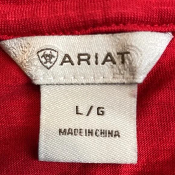 ♥️Women’s Ariat Tee SZ L but more like a Medium. - Picture 5 of 8
